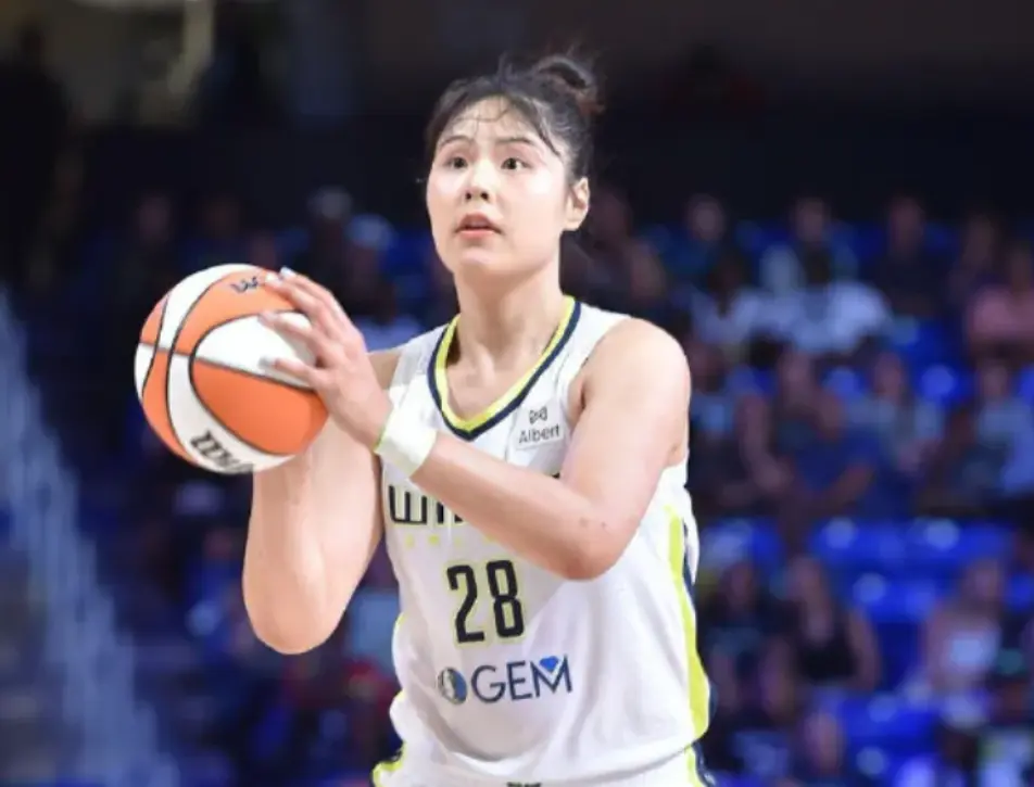 联丰优配 可能停摆！李月汝遇到困难，下赛季未必能回WNBA！